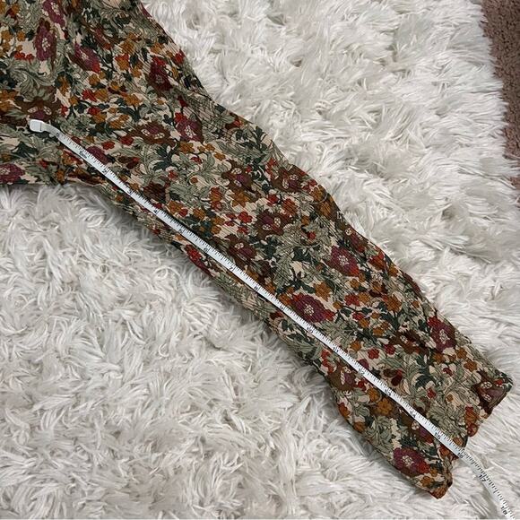 J.Jill Multicolored Floral Blouse Size LP - Picture 9 of 9